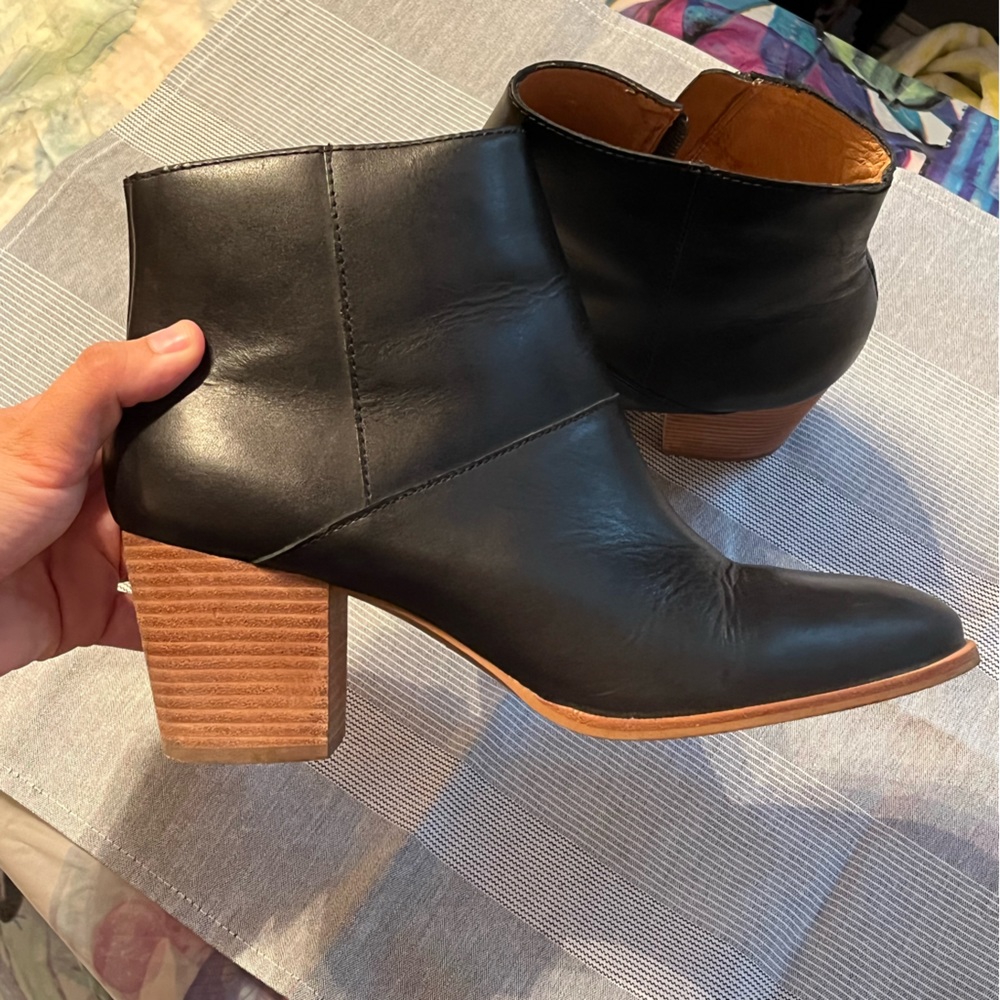 Madewell Rosie ankle boots in black leather
